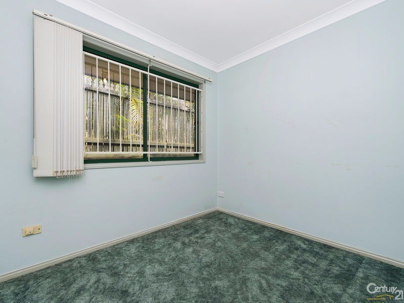 8 Emuglen Place, Ferny Grove QLD 4055