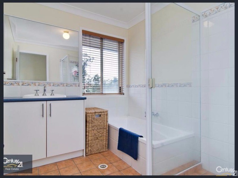 49 Aberdeen Place, Upper Kedron QLD 4055