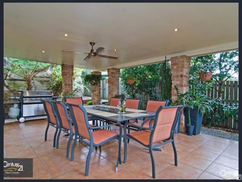 49 Aberdeen Place, Upper Kedron QLD 4055