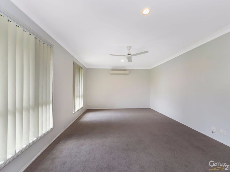 186 Kirralee Crescent, Upper Kedron QLD 4055