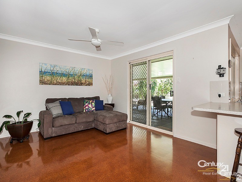 1 Selkirk Crescent, Ferny Grove QLD 4055