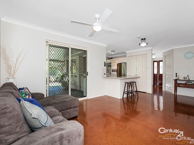 1 Selkirk Crescent, Ferny Grove QLD 4055