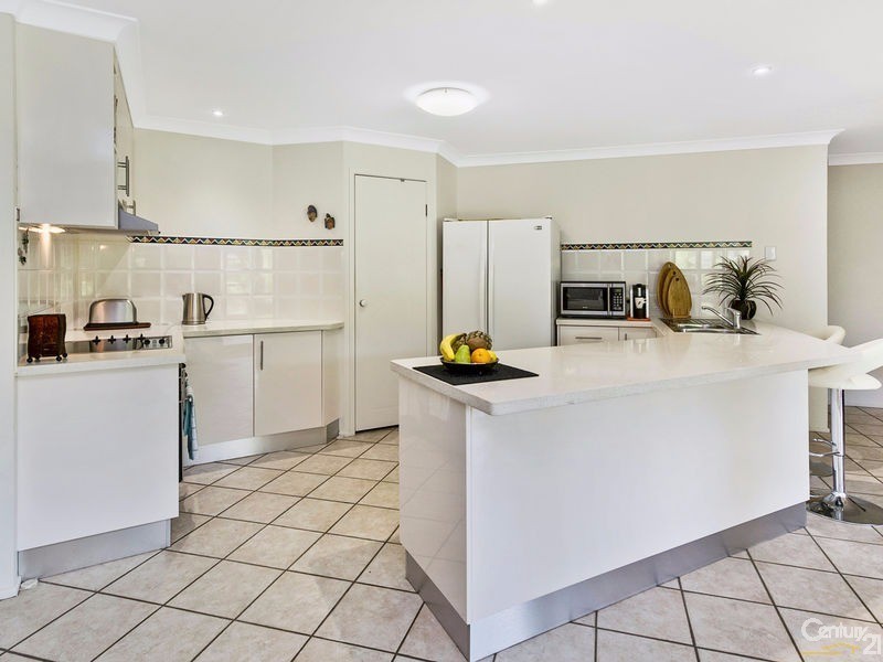 59 McGregor Way, Ferny Grove QLD 4055