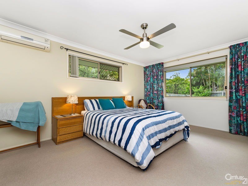 59 McGregor Way, Ferny Grove QLD 4055