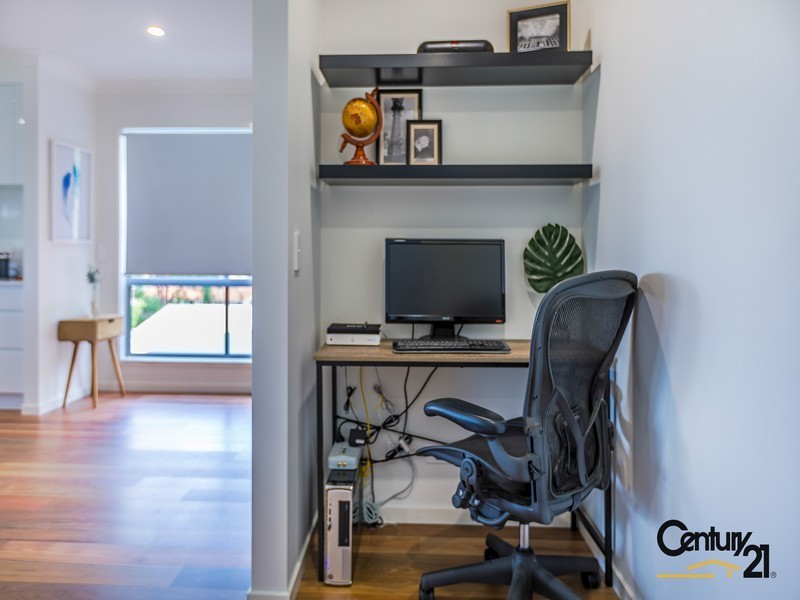 18 Outlook Terrace, Ferny Grove QLD 4055