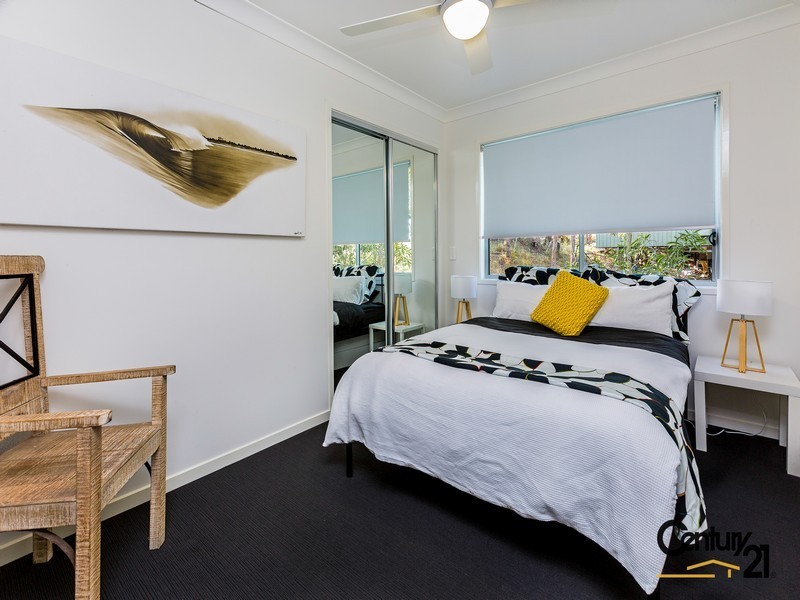 18 Outlook Terrace, Ferny Grove QLD 4055