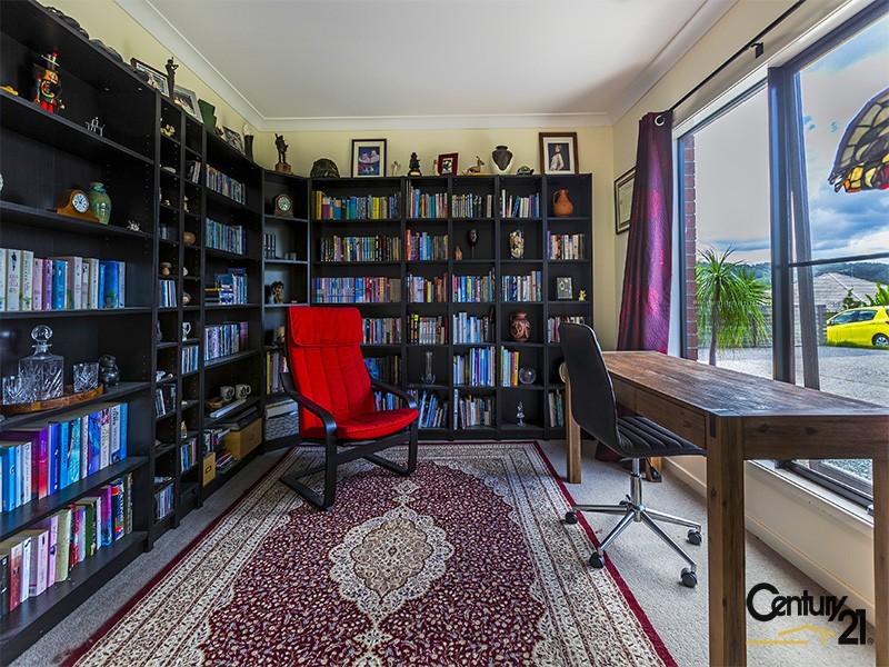 35 Kingfisher Drive, Upper Kedron QLD 4055