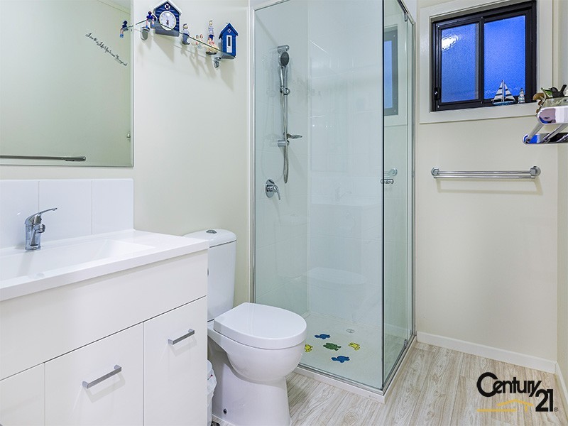 35 Kingfisher Drive, Upper Kedron QLD 4055