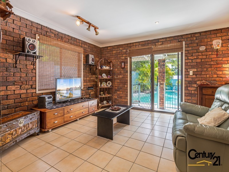 5 Mullacor Street, Ferny Grove QLD 4055