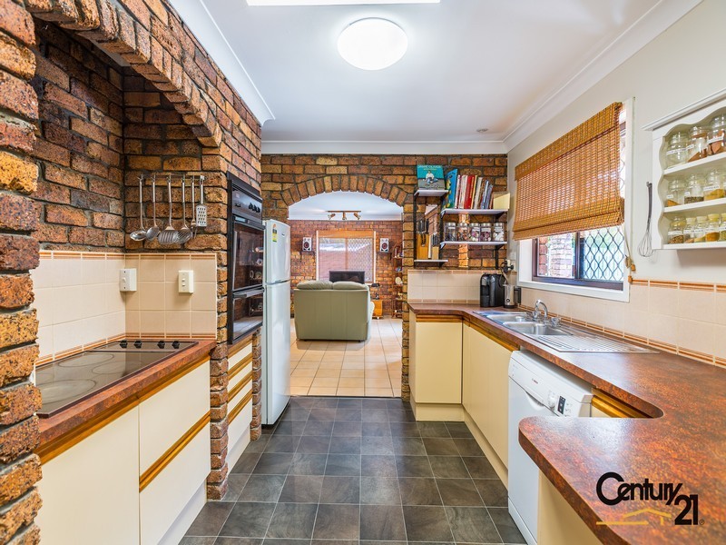 5 Mullacor Street, Ferny Grove QLD 4055