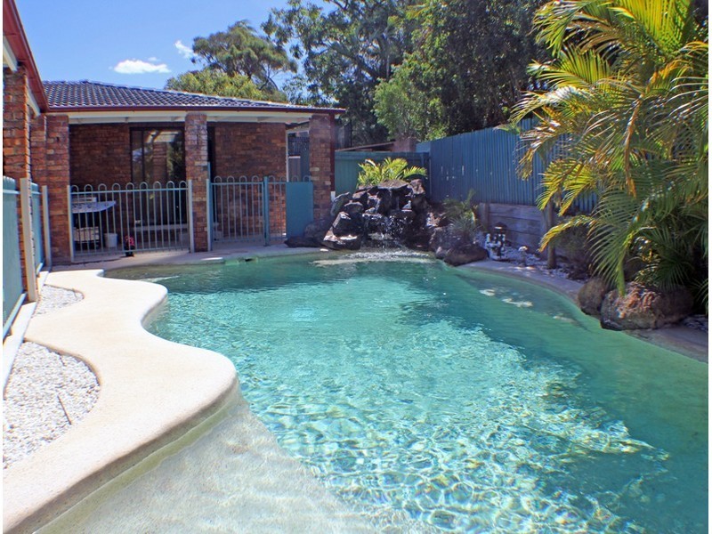 5 Mullacor Street, Ferny Grove QLD 4055
