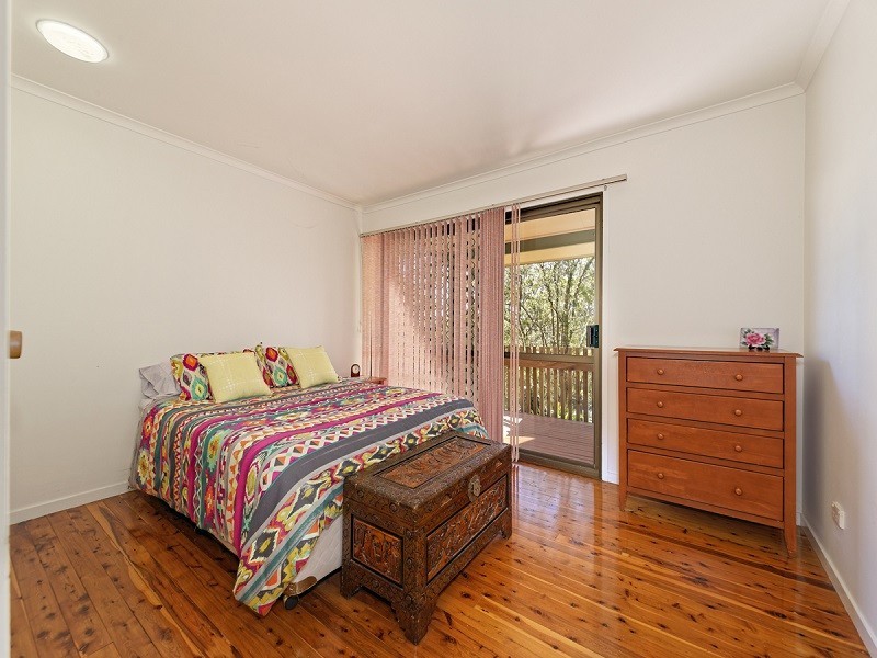 137 Upper Kedron Road, Ferny Grove QLD 4055