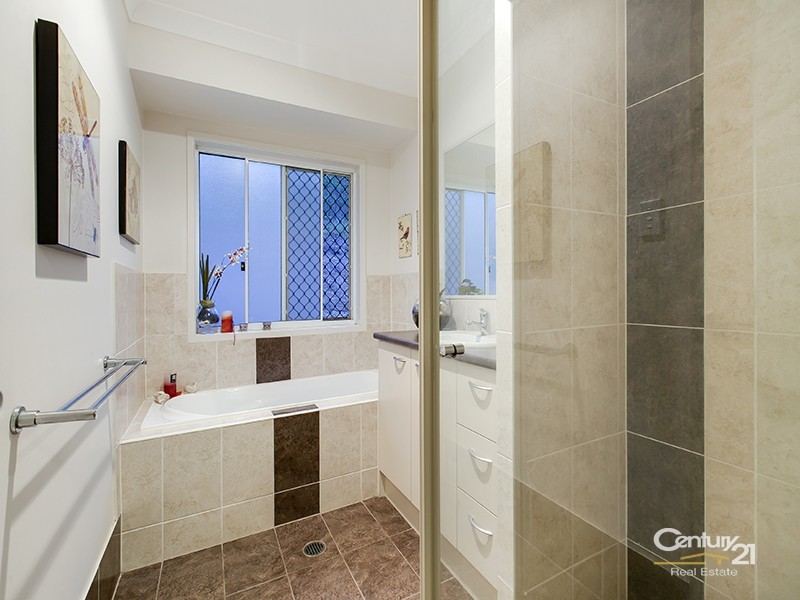 20 Arris Close, Upper Kedron QLD 4055