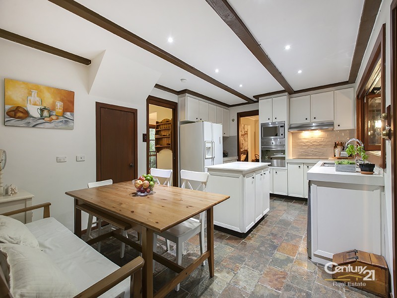2 Glencloy Street, Ferny Grove QLD 4055