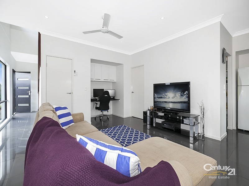 13 Goshawk Street, Upper Kedron QLD 4055