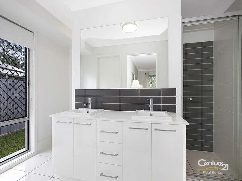 30 Egret Street, Upper Kedron QLD 4055