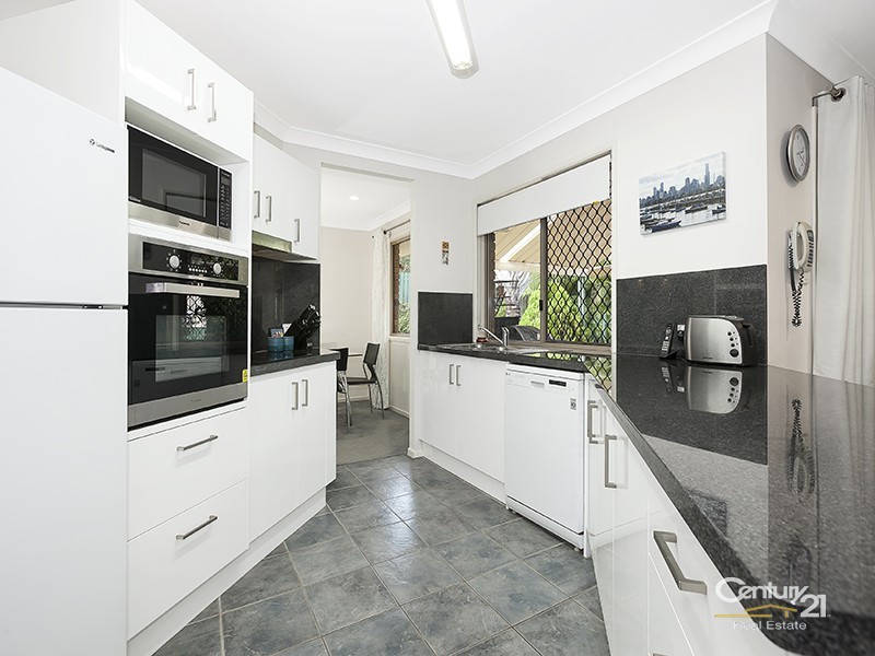 9 Carolyn Place, Ferny Grove QLD 4055