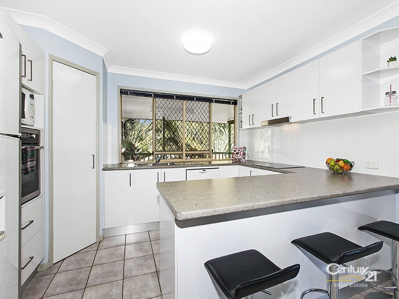 2 Kinross Place, Ferny Grove QLD 4055