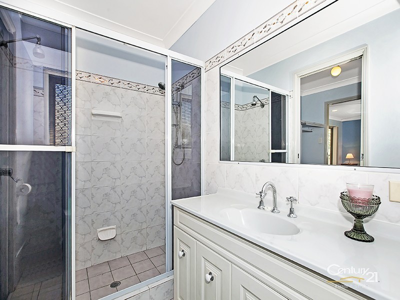 2 Kinross Place, Ferny Grove QLD 4055