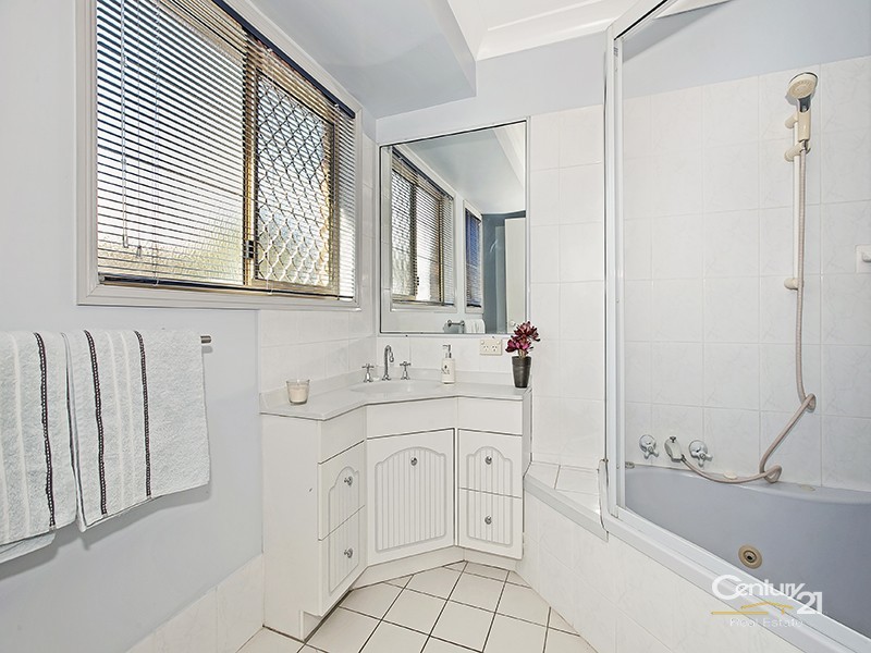 2 Kinross Place, Ferny Grove QLD 4055