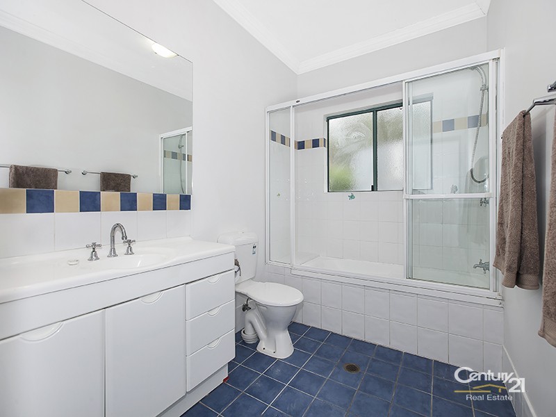 1/201 Lanita Road, Ferny Hills QLD 4055