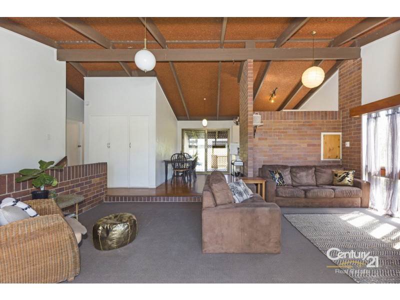 14 Bunowen Street, Ferny Grove QLD 4055