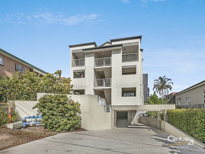 2/415 Sandgate Road, Albion QLD 4010