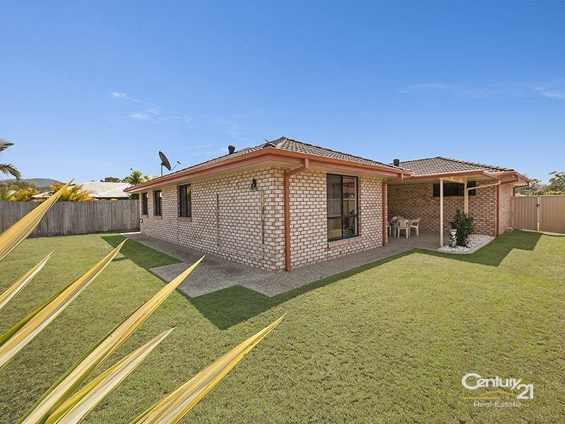 82 Charolais Crescent, Upper Kedron QLD 4055