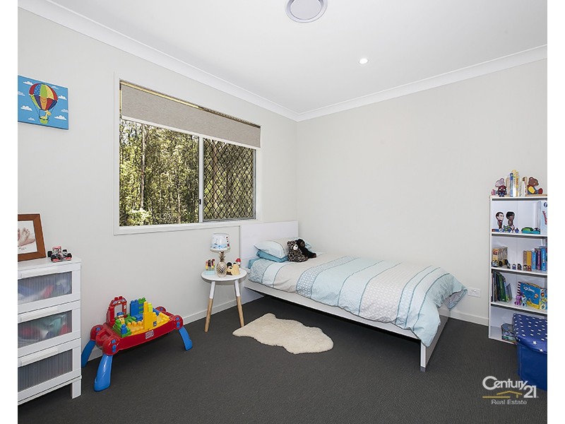 27 Wagtail Street, Upper Kedron QLD 4055
