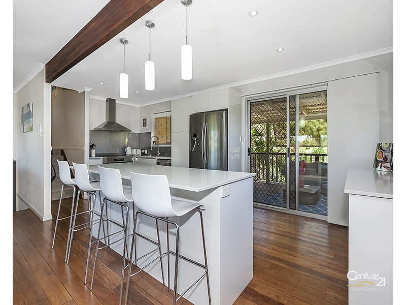 38 Leckmy Street, Ferny Grove QLD 4055