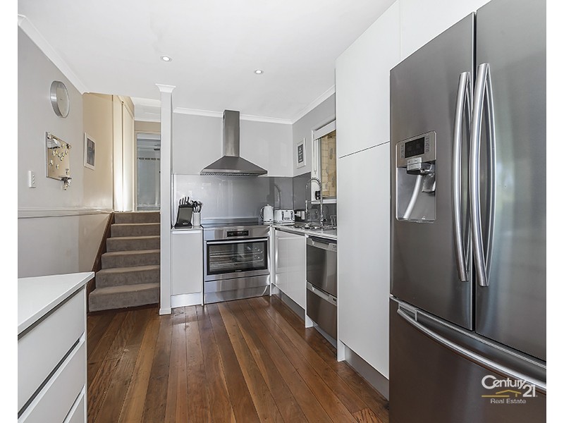 38 Leckmy Street, Ferny Grove QLD 4055