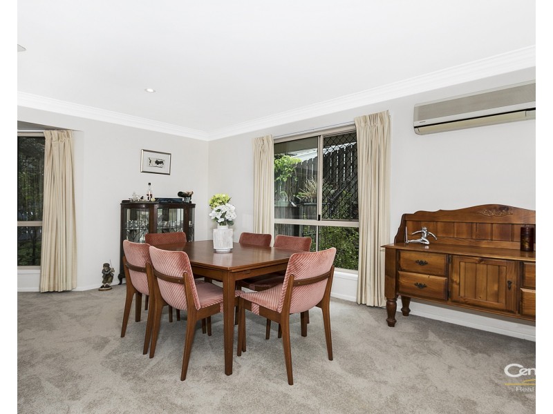 17 Carolyn Place, Ferny Grove QLD 4055