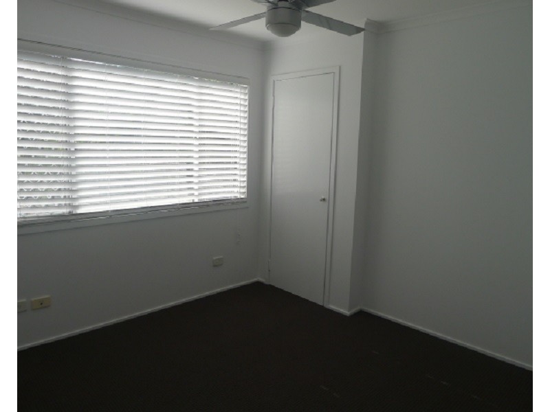 33 Barber Road, Ferny Hills QLD 4055