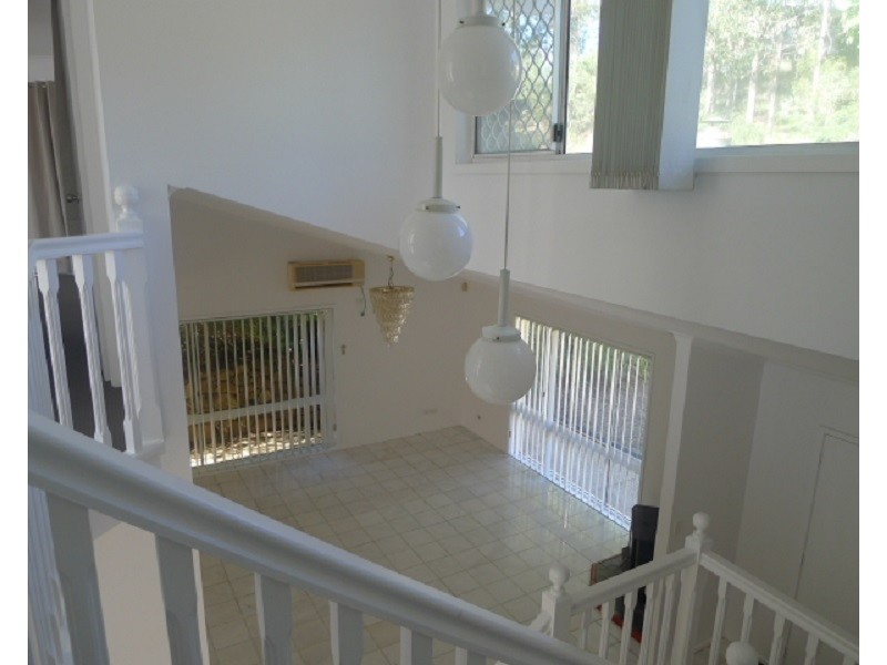 33 Barber Road, Ferny Hills QLD 4055