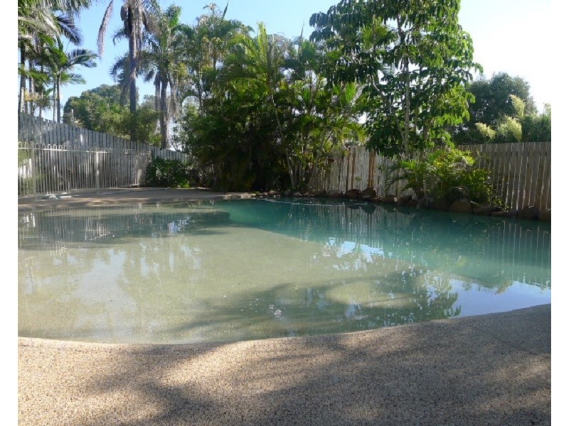 33 Barber Road, Ferny Hills QLD 4055