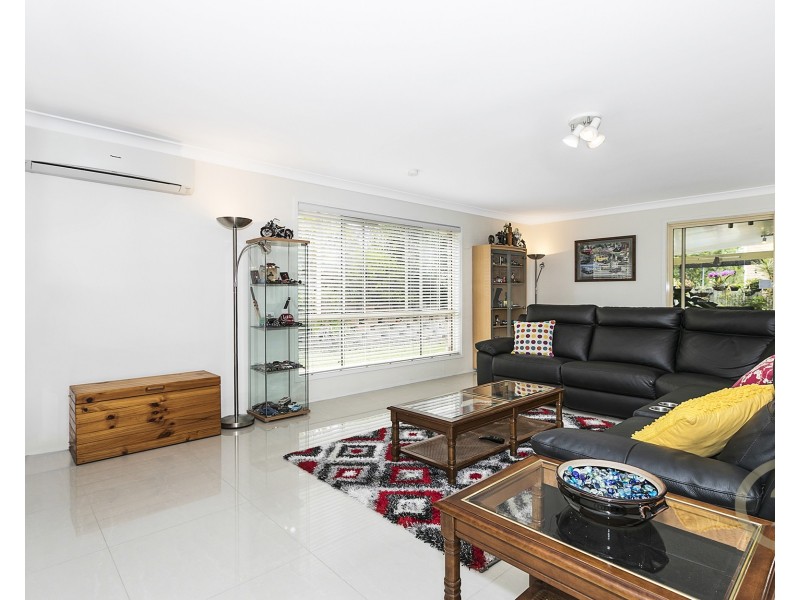 17 Mur Street, Ferny Grove QLD 4055