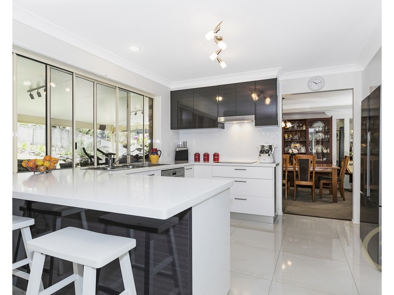 17 Mur Street, Ferny Grove QLD 4055