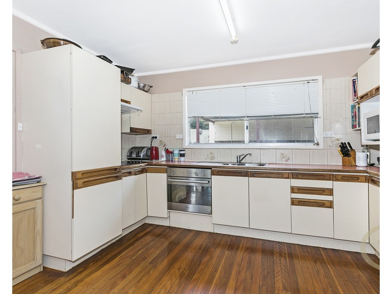 36 Gordon Road, Ferny Hills QLD 4055