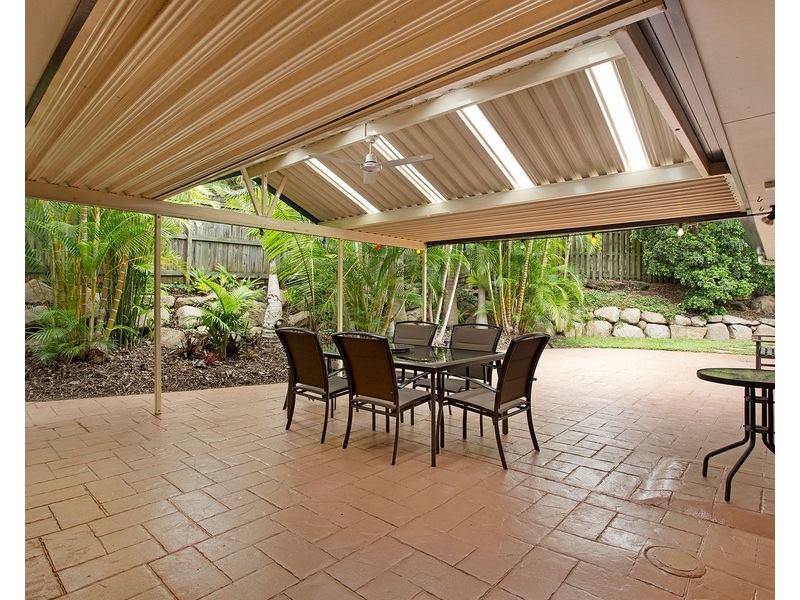 2 Berkeley Place, Ferny Grove QLD 4055