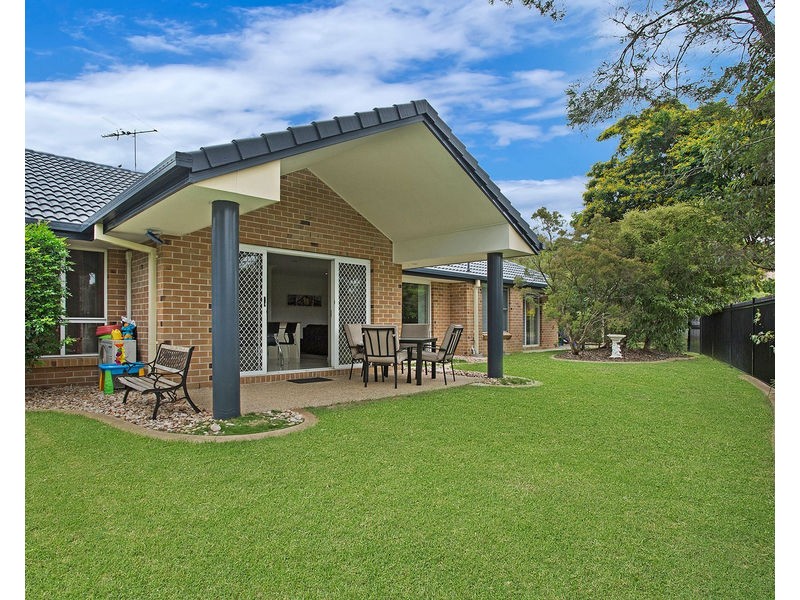 2 Berkeley Place, Ferny Grove QLD 4055