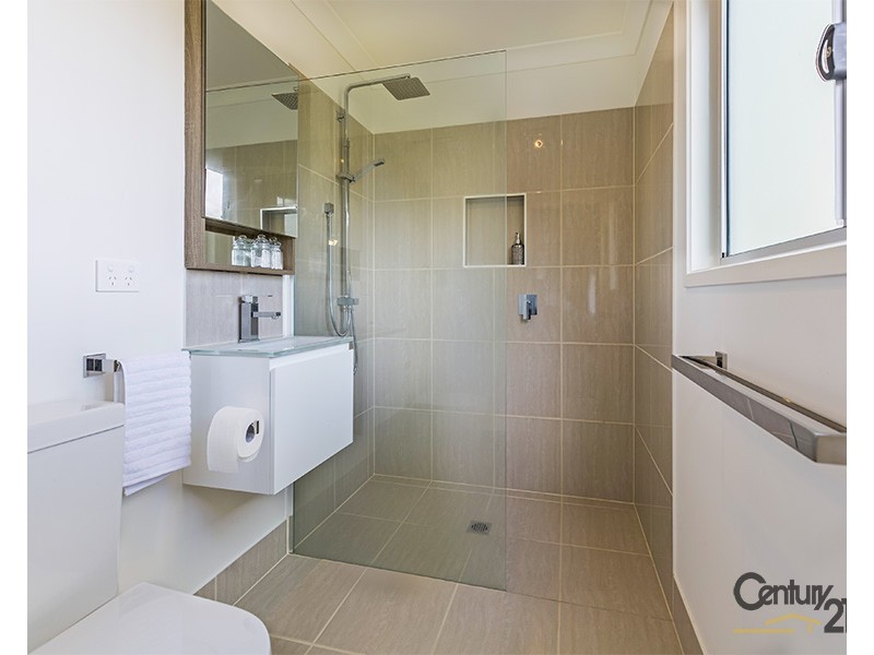 18 Outlook Terrace, Ferny Grove QLD 4055