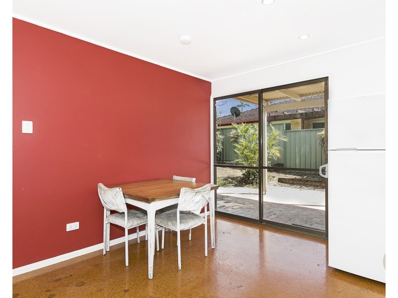 8  Bunowen Street, Ferny Grove QLD 4055