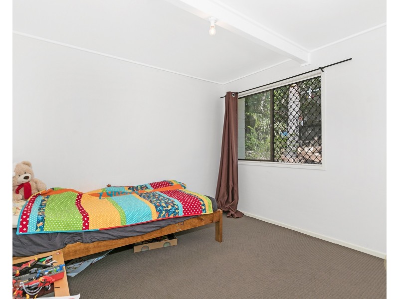 8  Bunowen Street, Ferny Grove QLD 4055