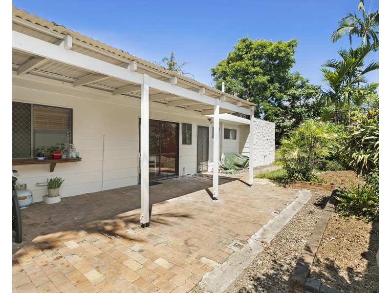 8  Bunowen Street, Ferny Grove QLD 4055