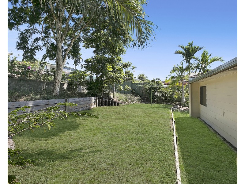 8  Bunowen Street, Ferny Grove QLD 4055