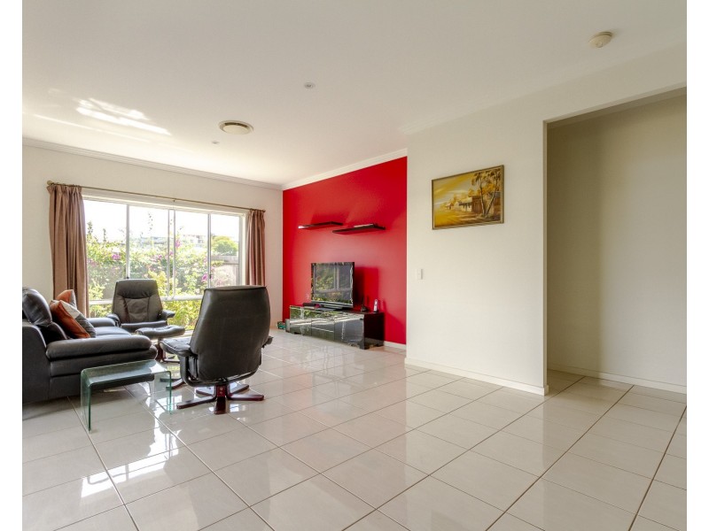 46  Lyrebird Crescent, Upper Kedron QLD 4055