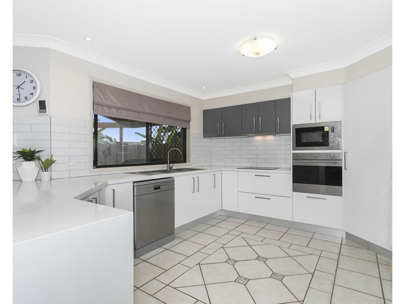 17 Melrose Place, Ferny Grove QLD 4055