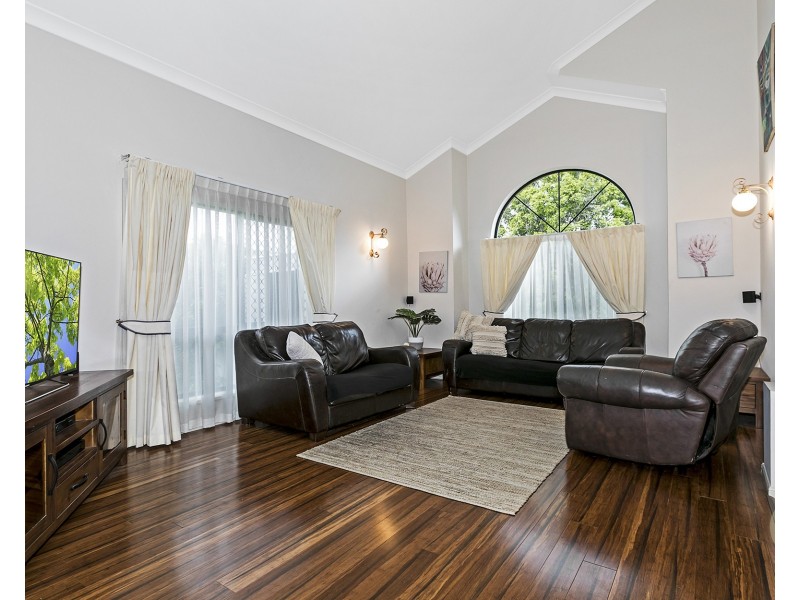17 Melrose Place, Ferny Grove QLD 4055