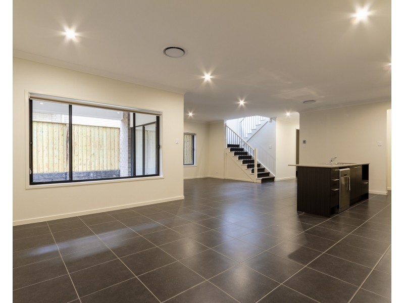 58  Taunton Circuit, Upper Kedron QLD 4055