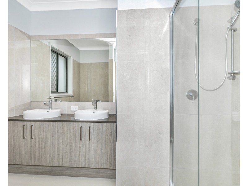 183  Canvey Road, Upper Kedron QLD 4055